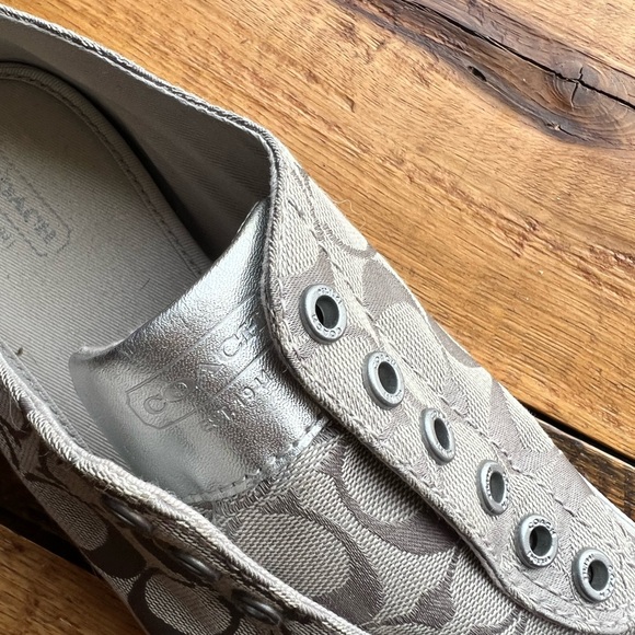 Original Coach - Picture 2 of 3